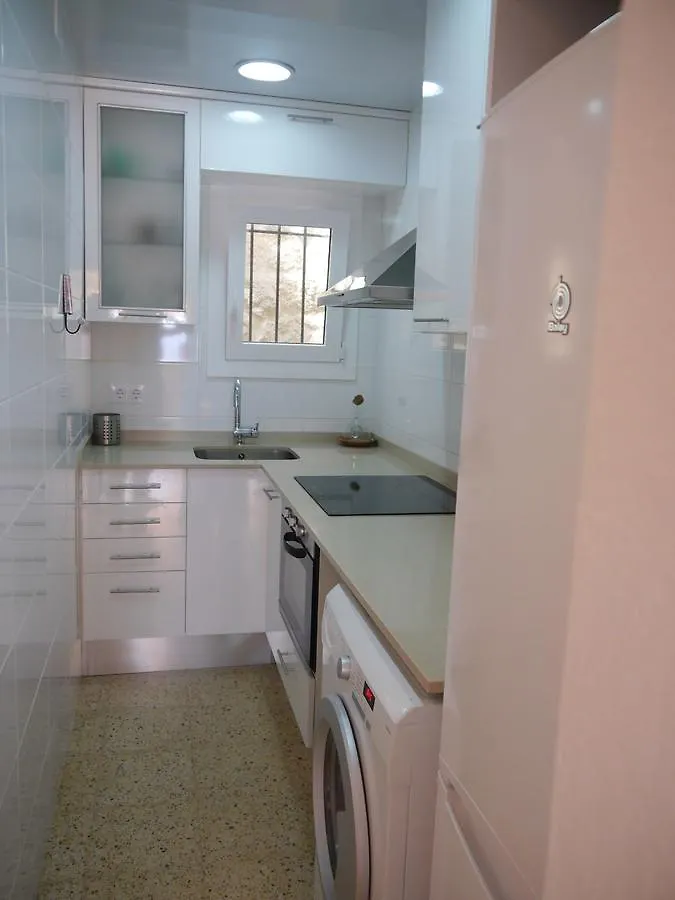 Esther Apartment Roses Spanien